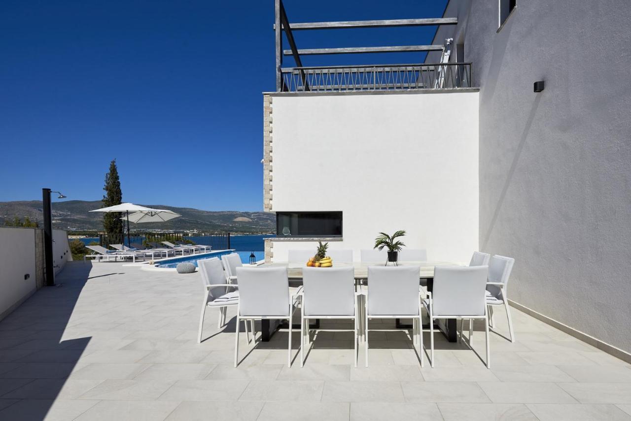 Luxury Villa Cor Mare With Pool Trogir Exterior photo