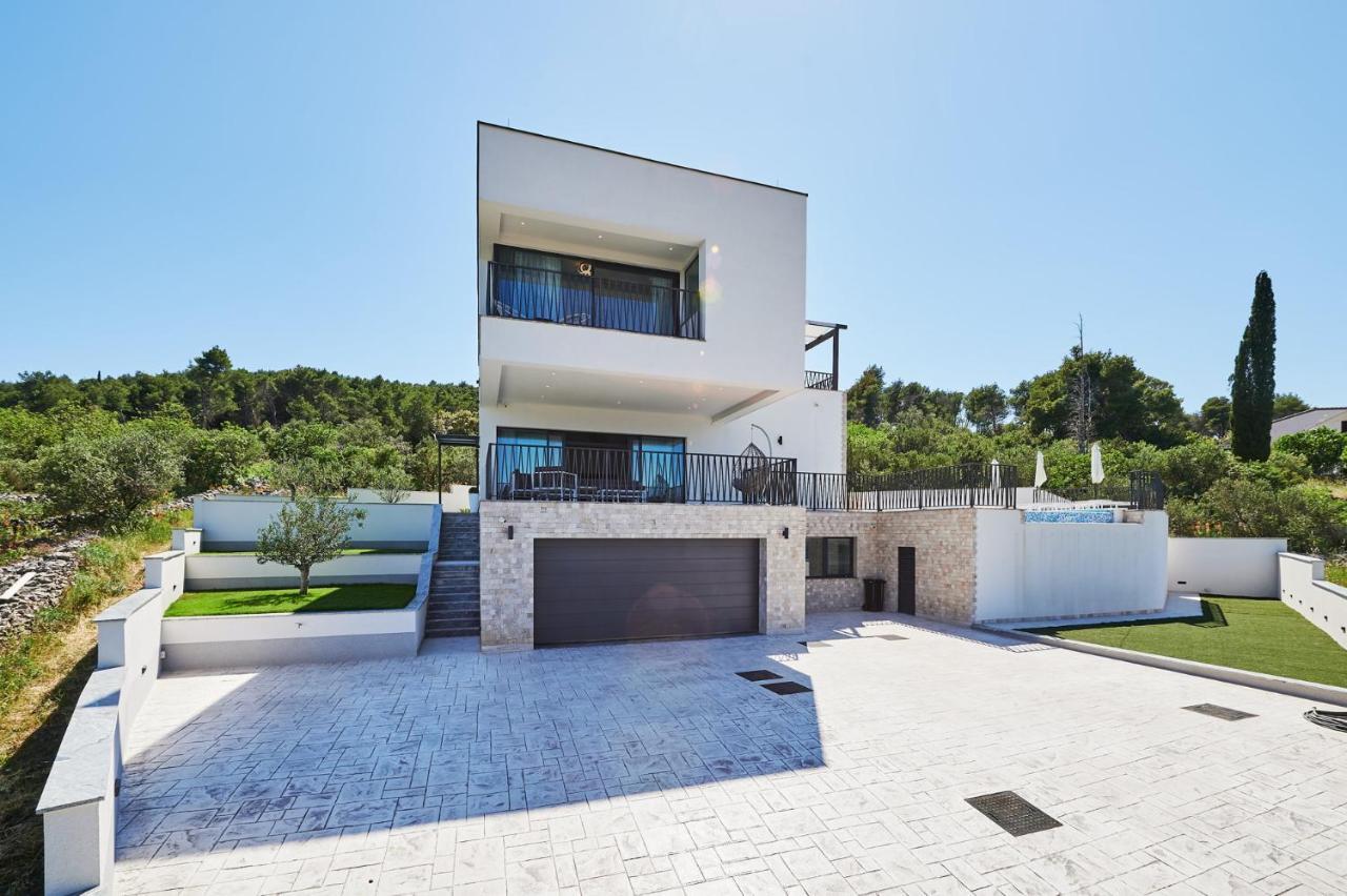 Luxury Villa Cor Mare With Pool Trogir Exterior photo